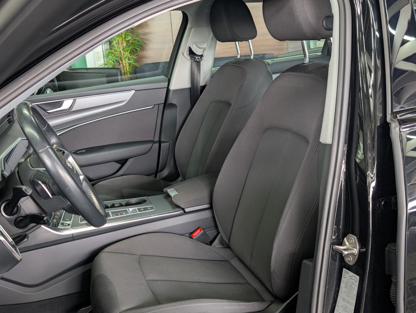 Fahrzeugabbildung Audi A6 Lim 40 TDI S-Tronic MHEV AHK VIRT SHZ KAM LED