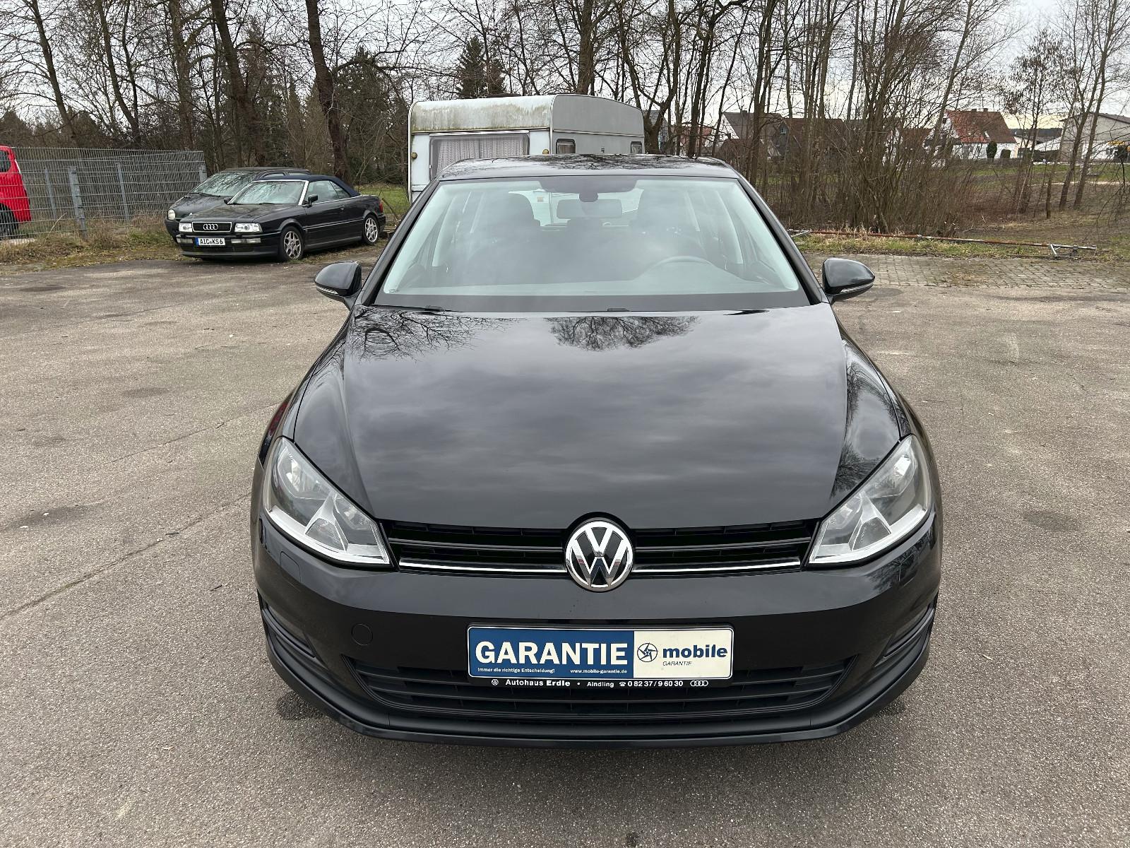 Volkswagen Golf-VII-BMT-Lim-Aut-Trendline-Klimaaut-Tempomat