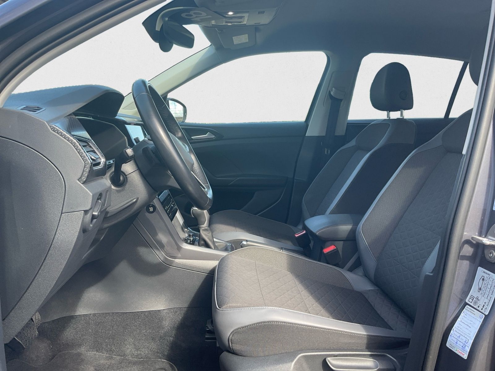 Volkswagen T-Cross - Bild 10