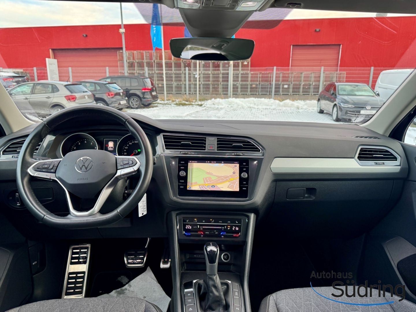 Tiguan 1,5 TSI Move DSG AHK Navi LED ACC Rfk.