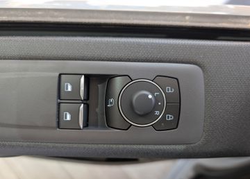 Ford Tourneo Custom L1 Titanium 5Jahre Garantie!*