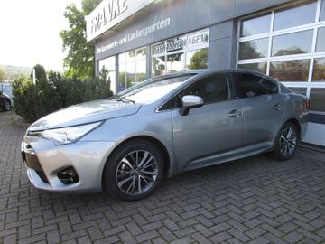 Toyota Avensis - 1