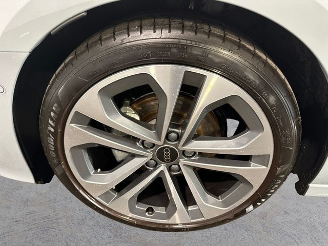 A3 Limousine 30 TFSI S TRONIC LED+NAV+AHK+KAMERA