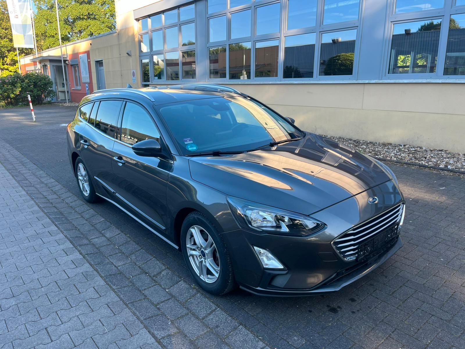 Ford Focus Turnier Cool & Connect 1.Hand