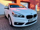 BMW 218 2 Active Tourer 218 i Advantage - BMW 2er Reihe mit Benzin-Antrieb: Limousine, Automatik