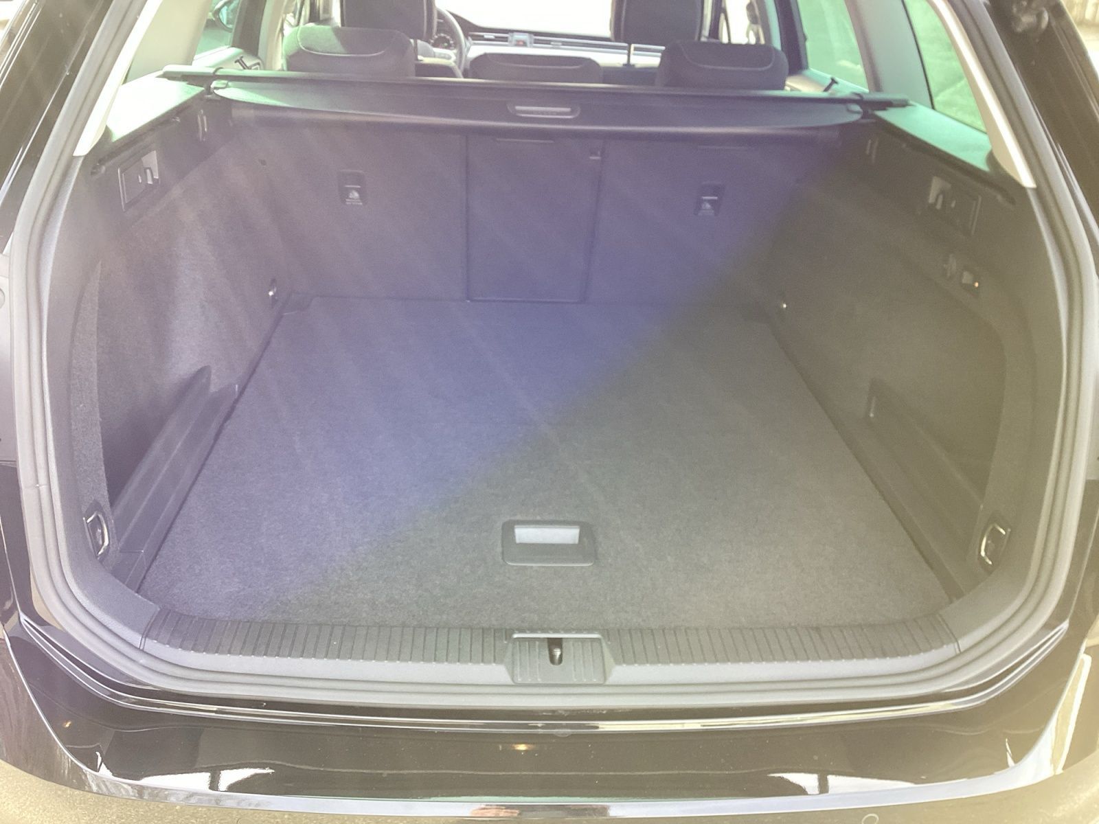 Volkswagen Passat - Bild 15