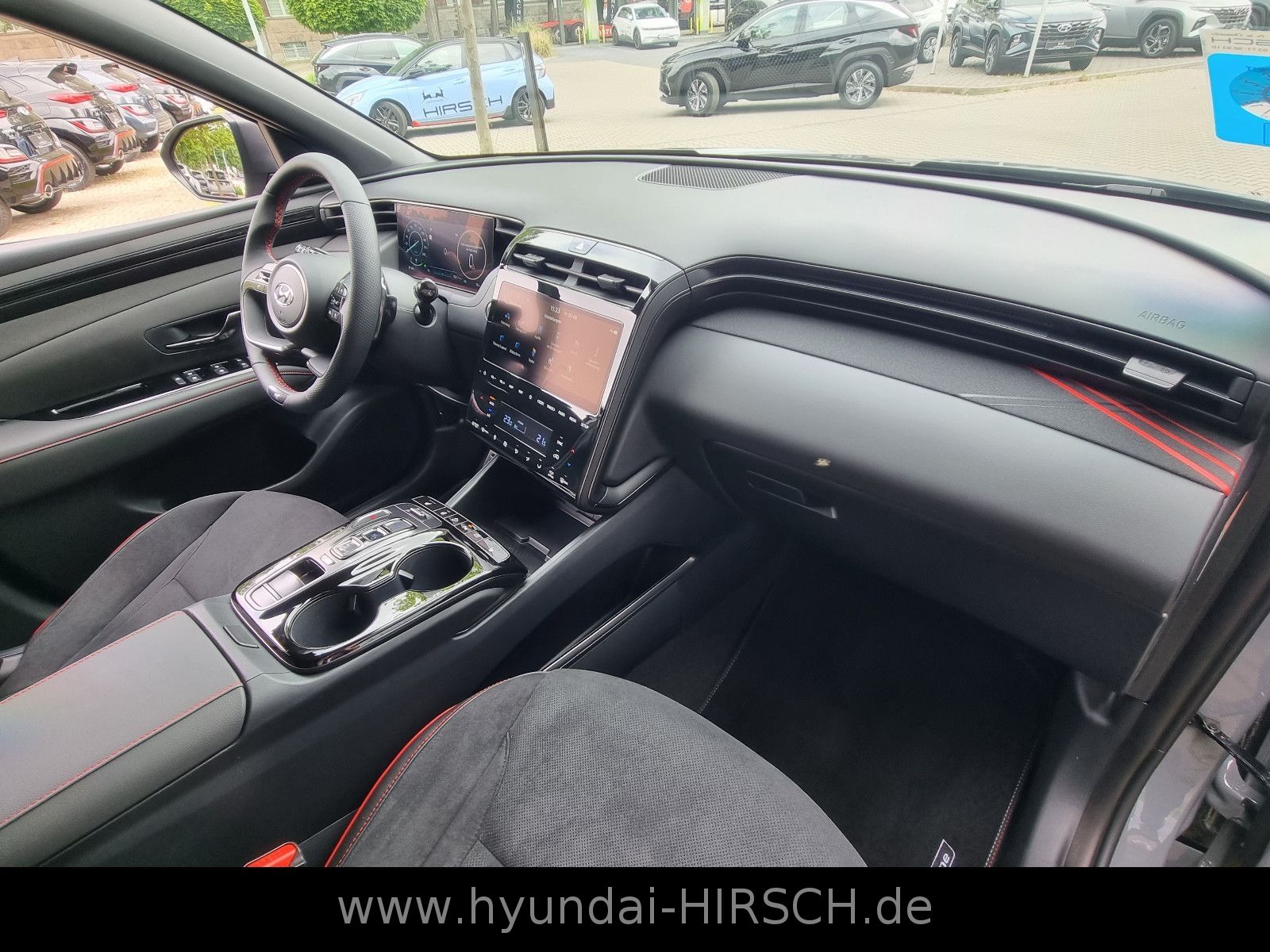 Fahrzeugabbildung Hyundai TUCSON Hybrid 1.6 T-GDI 2WD 230PS N-LINE 19"Alu