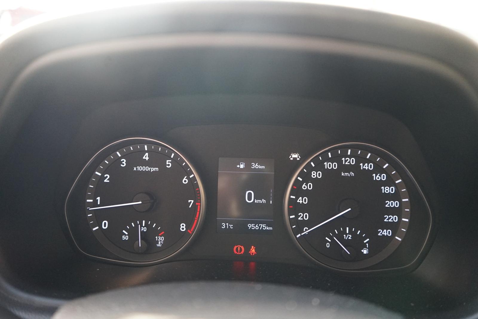 Hyundai i30 1.4 Pure Tempomat PDC Klima Tagfahrlicht USB