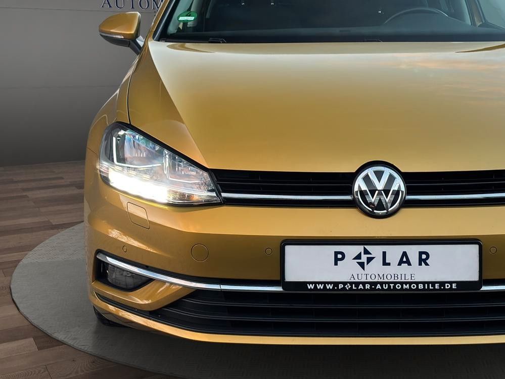 Fahrzeugabbildung Volkswagen Golf VII Variant Sound*ST-Heiz*LR-Heiz*