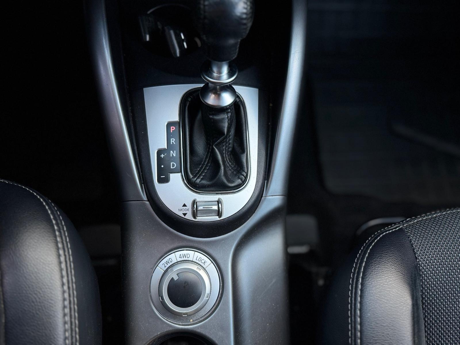 MITSUBISHI OUTLANDER 2.2 DI-D 156ch 4X4 35 JAHRE BVA - ATTELAGE - SIÈGES CHAUFFANTS - BI-XÉNON - CAMÉRA DE RECUL