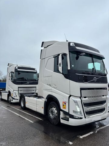 Volvo FH 500 GLOBETROTTER  / I-SAVE /