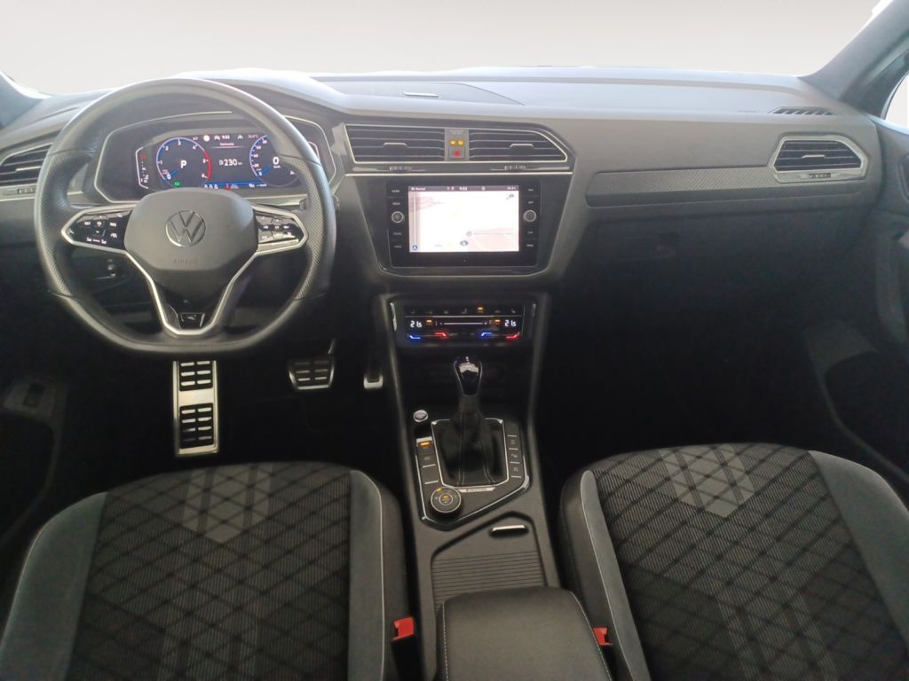 Fahrzeugabbildung Volkswagen Tiguan 2.0 TDI 4MOTION DSG R-Line Navi, DCC uvm