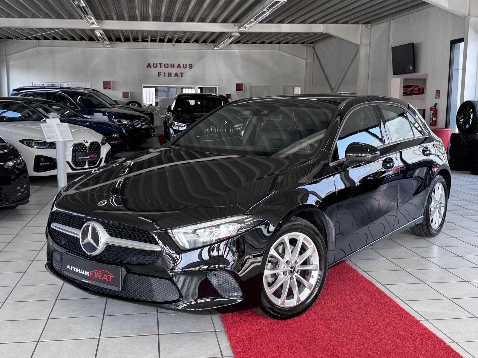 Mercedes-Benz A 160 LED°Ambientebelechtung°Navi°PDC° Style-Pak