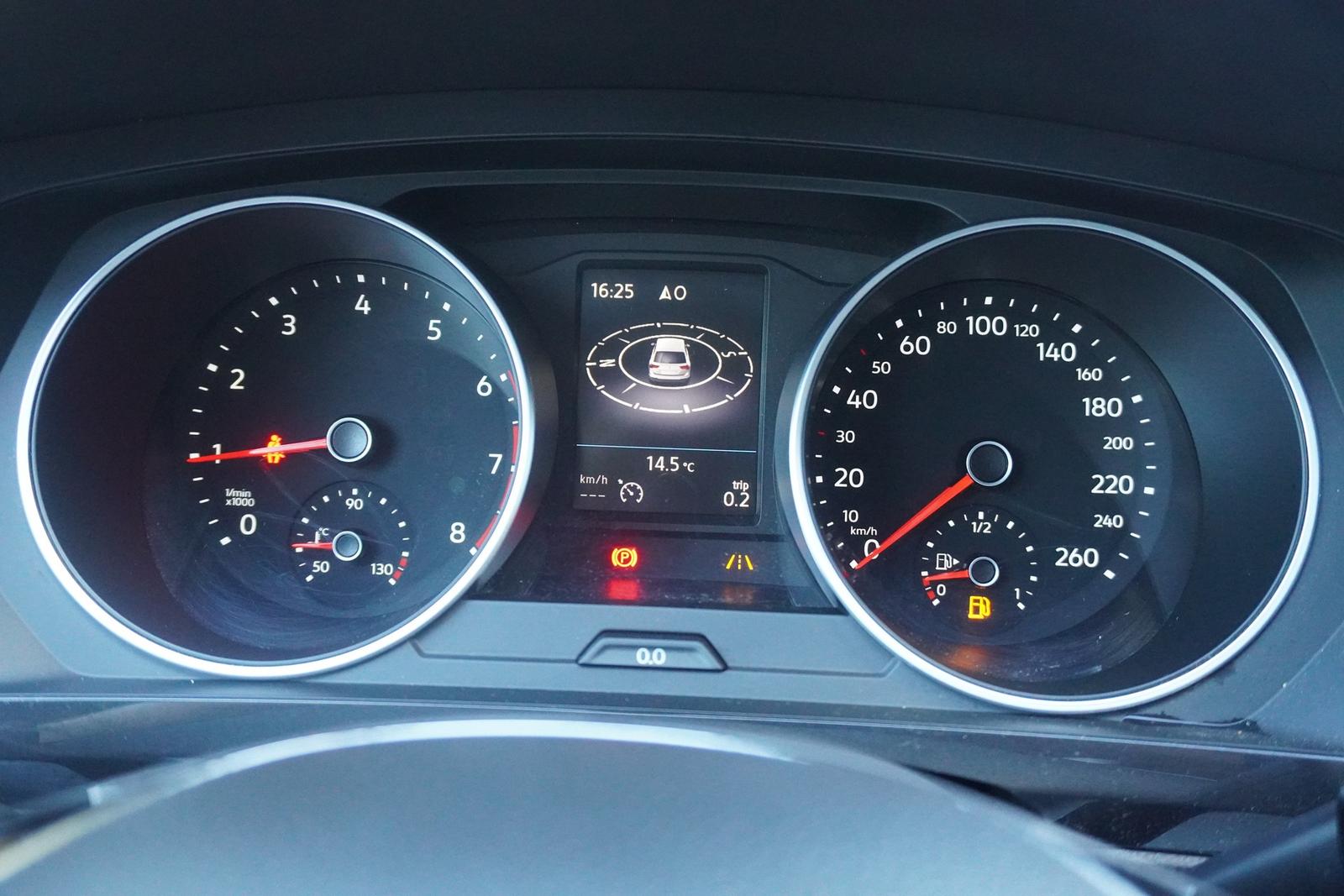 Volkswagen Tiguan 1.5 16V TSI Comfortline LED Navi AHK