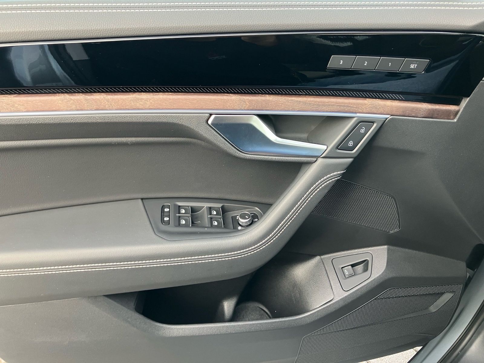 Volkswagen Touareg - Bild 17