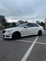 Mercedes-Benz E 500 BlueEFFICIENCY AVANTGARDE - gebrauchte Mercedes-Benz E 500 aus dem Jahr 2012