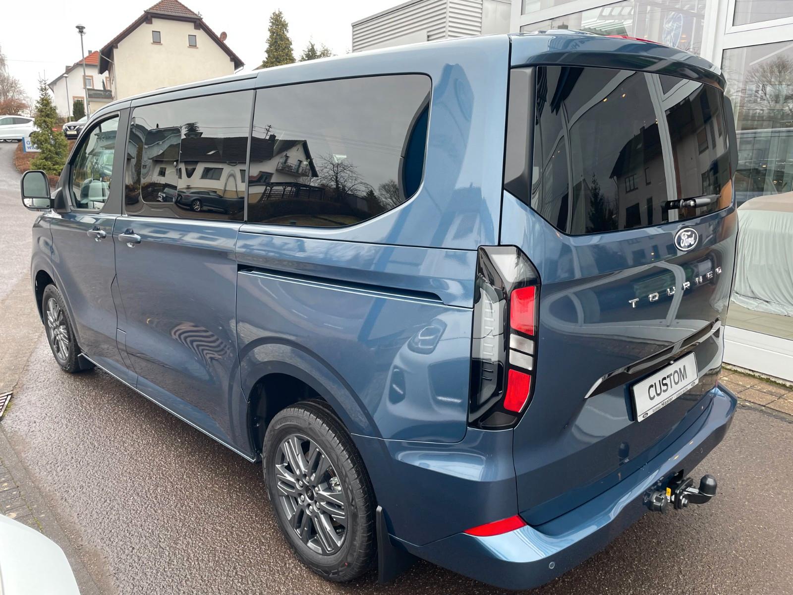 Ford Tourneo Custom L1 Titanium 150PS Schaltgetriebe