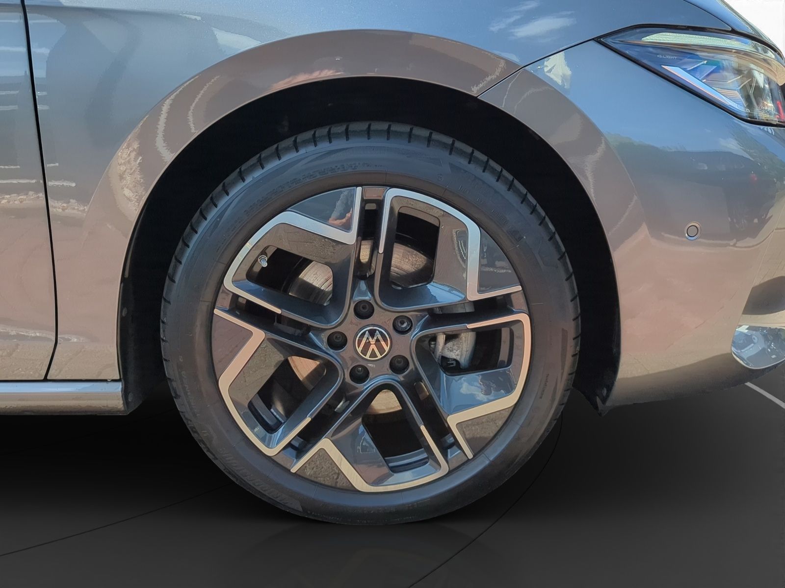 Volkswagen Passat Variant - Bild 13