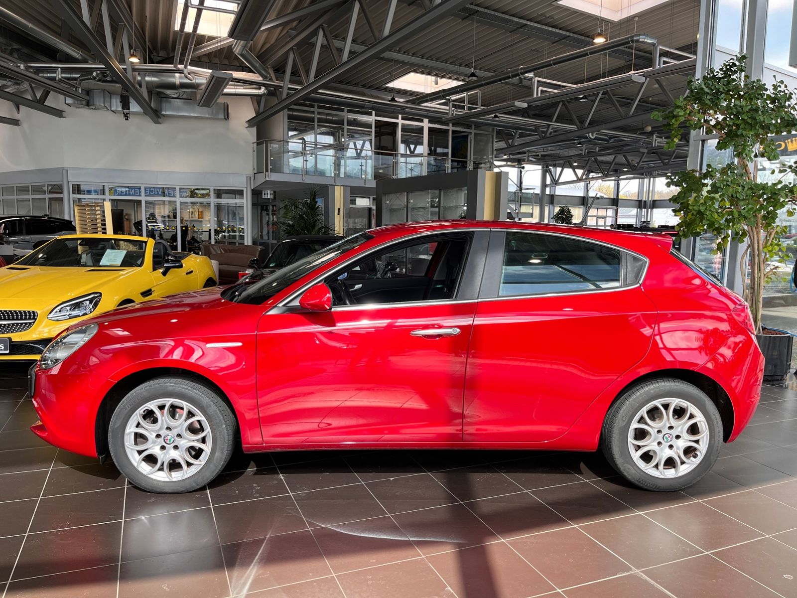 Fahrzeugabbildung Alfa Romeo Giulietta Super KLIMA NAVI ALU