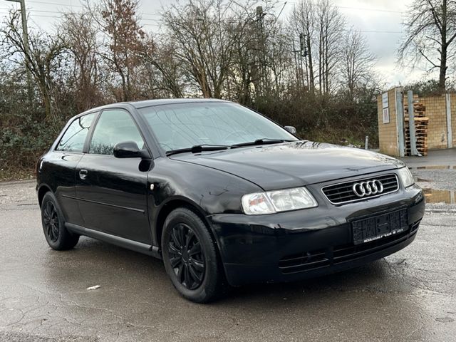 Audi A3 1.6 Benzin Ambition