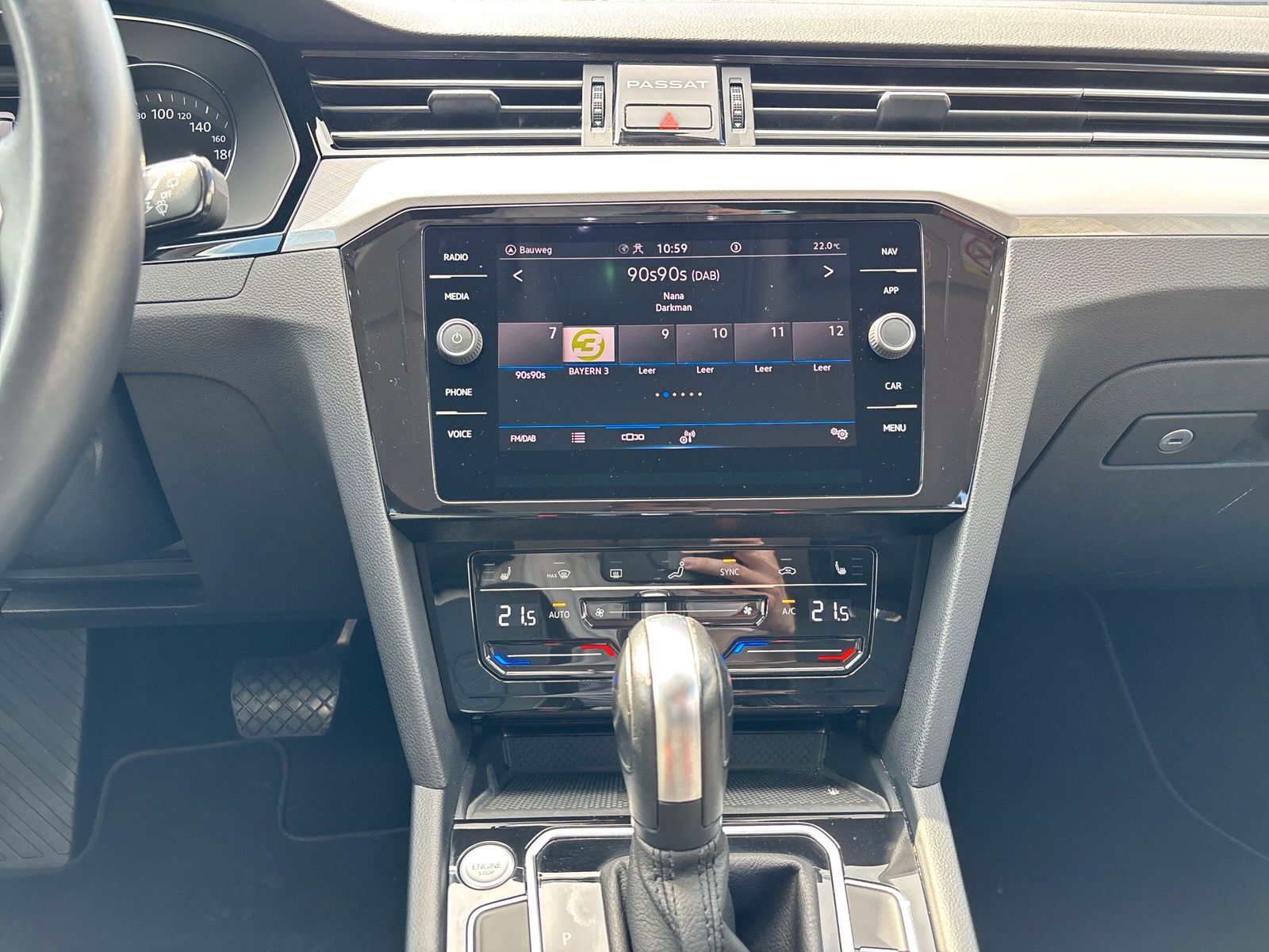 Fahrzeugabbildung Volkswagen Passat Variant Business 2.0 TDI DSG AHK RFK