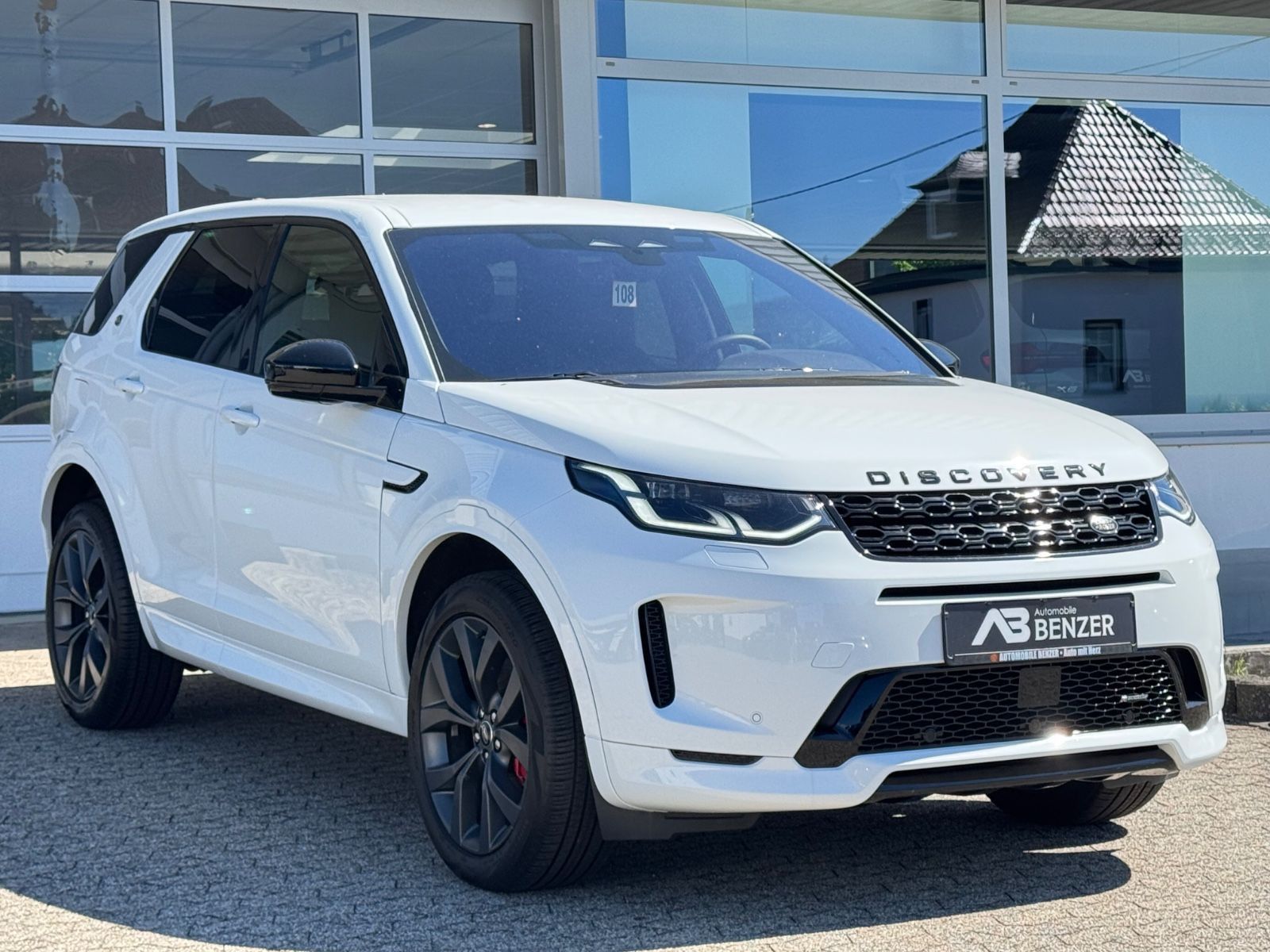 Fahrzeugabbildung Land Rover Discovery Sport R-Dynamic /MERIDIAN/CARPLAY/KAM