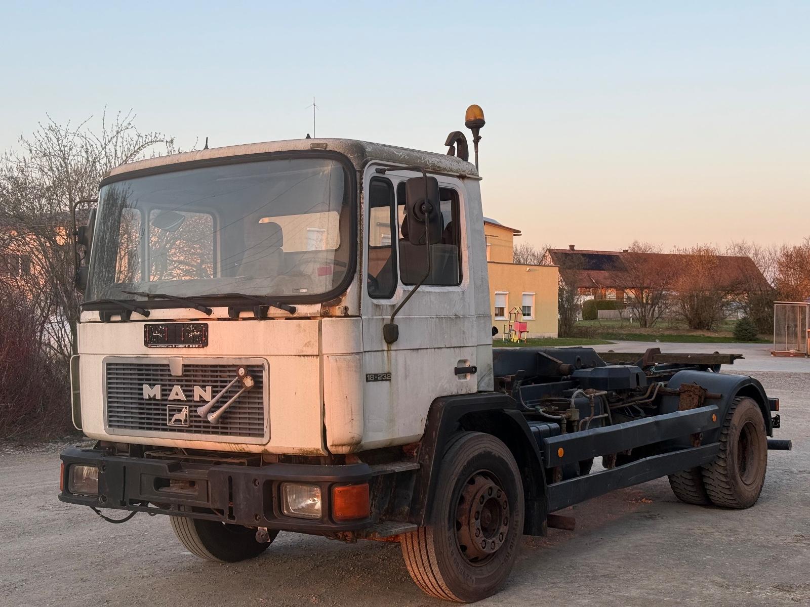 MAN 18.232