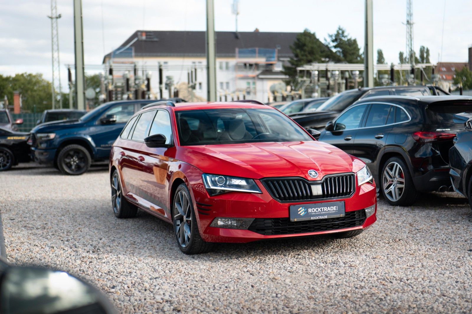 Fahrzeugabbildung SKODA Superb 1.8 TSI Combi Sportline | DAB | Alcantara