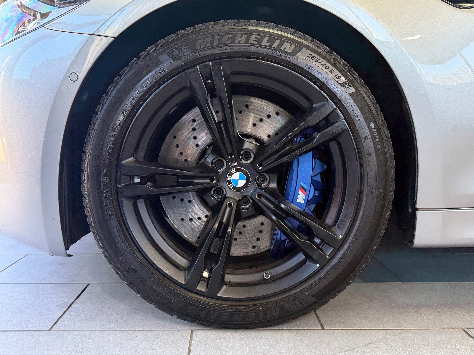 Fahrzeugabbildung BMW M5 Limousine|H&K|PANO|360°|M-DRIVERS|LCI