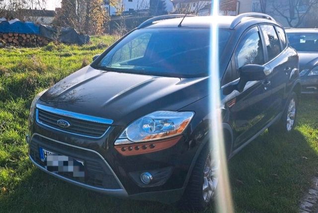 Ford Kuga 2009 Benziner 82000 km