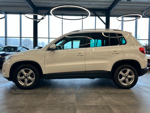 Volkswagen Tiguan Team 4Motion *2. Hand*Klima*SHZ*AHK*PDC*
