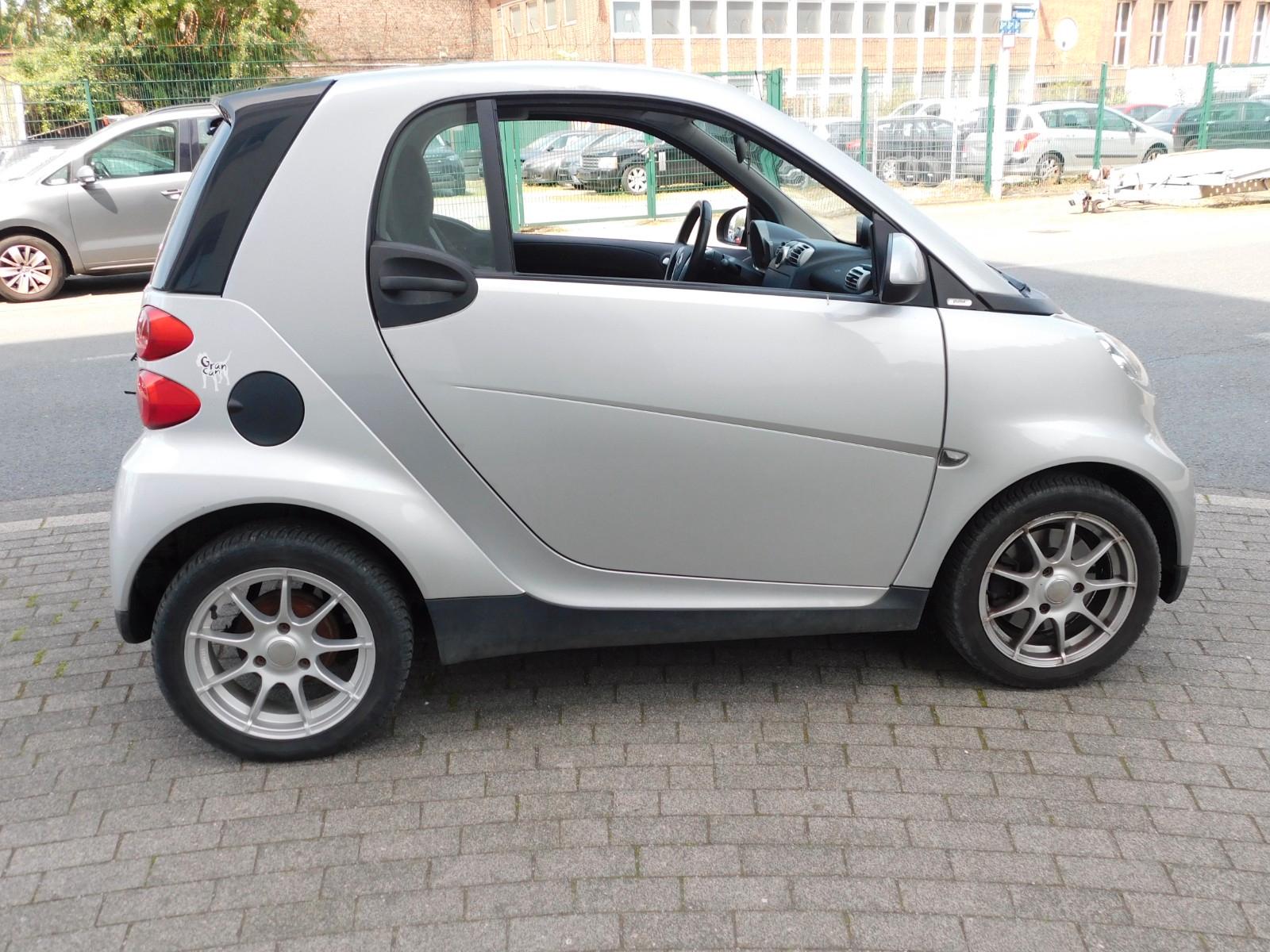 Smart ForTwo  coupe Micro Hybrid Drive 52 kW/SERVO