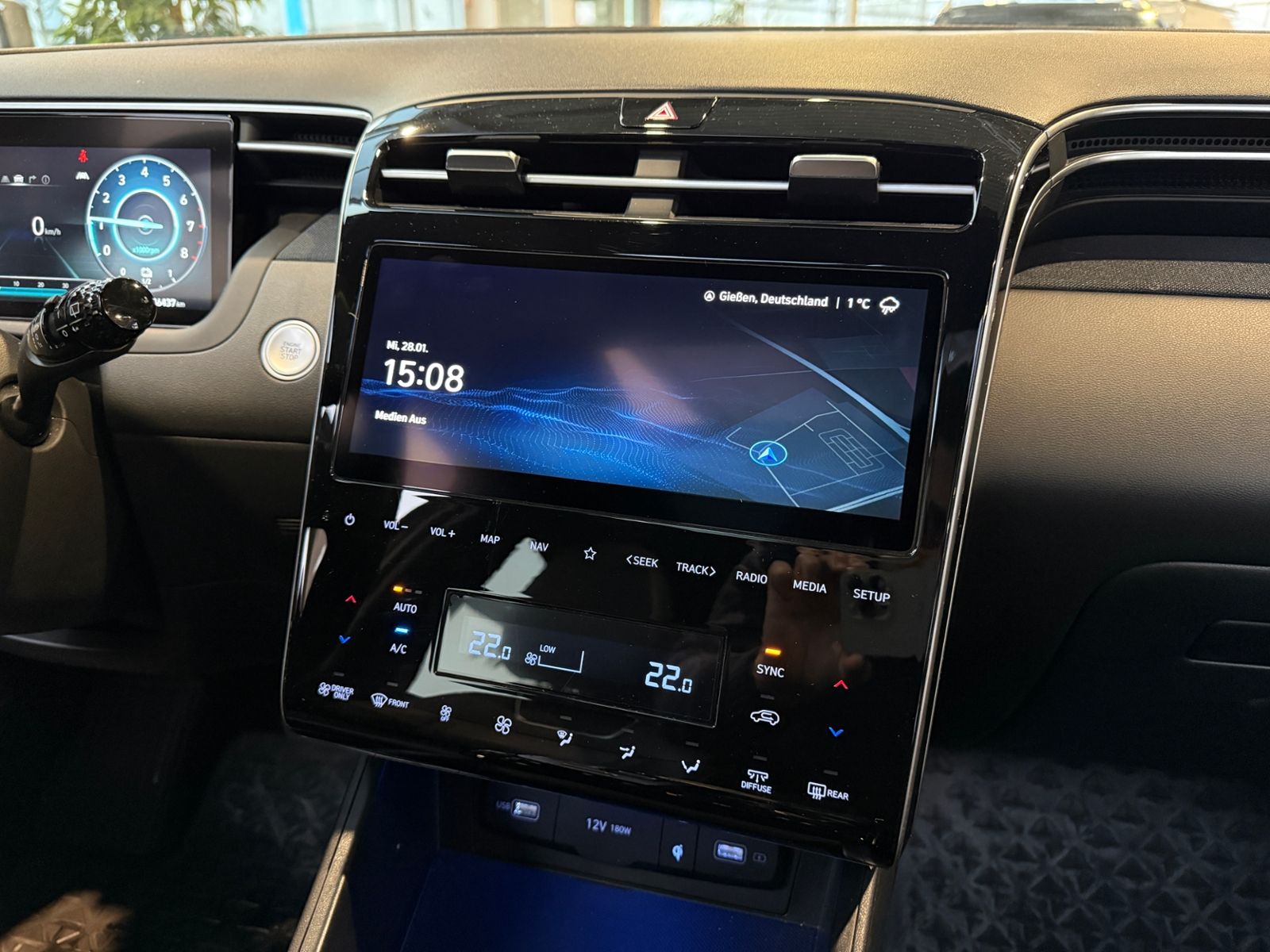 Fahrzeugabbildung Hyundai TUCSON Prime PHEV Plug-In Hybrid 4WD PANO LEDER