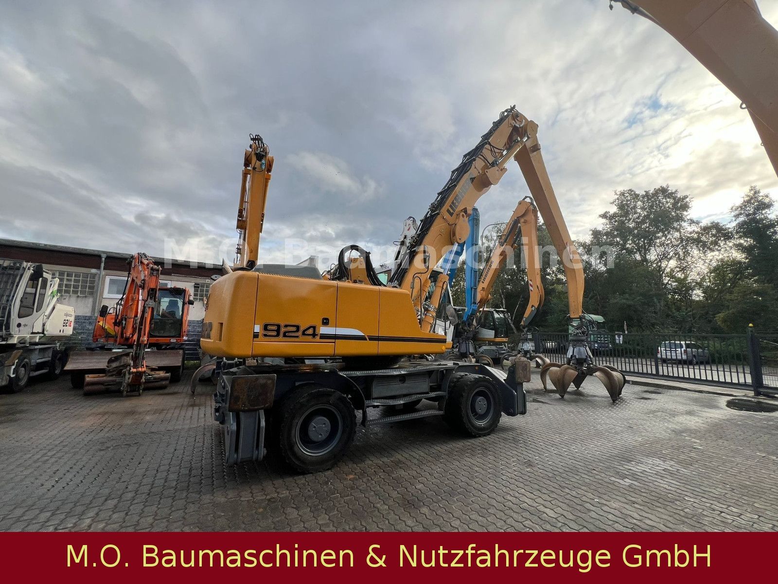 Fahrzeugabbildung Liebherr A 924 C Litronic / Hochf. Kabine / AC /