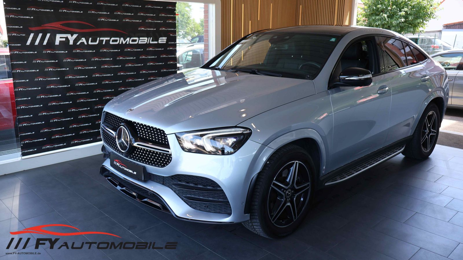 MERCEDES-BENZ GLE 400 d AMG * 4Matic * Pano* HUD* Luftfahrwerk