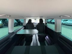 Fahrzeugabbildung Volkswagen T6.1 Multivan 2.0 TDI DSG - LED*APP*3xKlima*PDC!