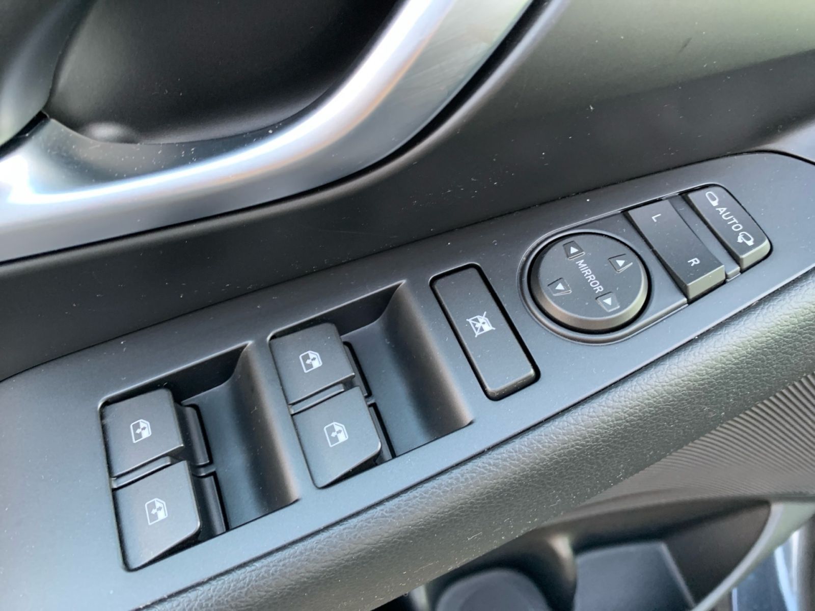 Fahrzeugabbildung Hyundai i30 Kombi 1.0 T-GDI 7-DCT Edition 30