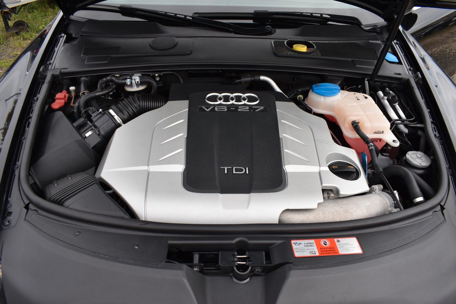 Fahrzeugabbildung Audi A6 Lim. 2.7 TDI Standheizung Kamera
