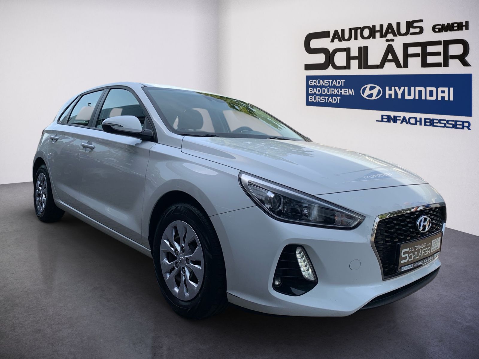 Fahrzeugabbildung Hyundai i30 1.4 Select 1 Hd 8xbereift