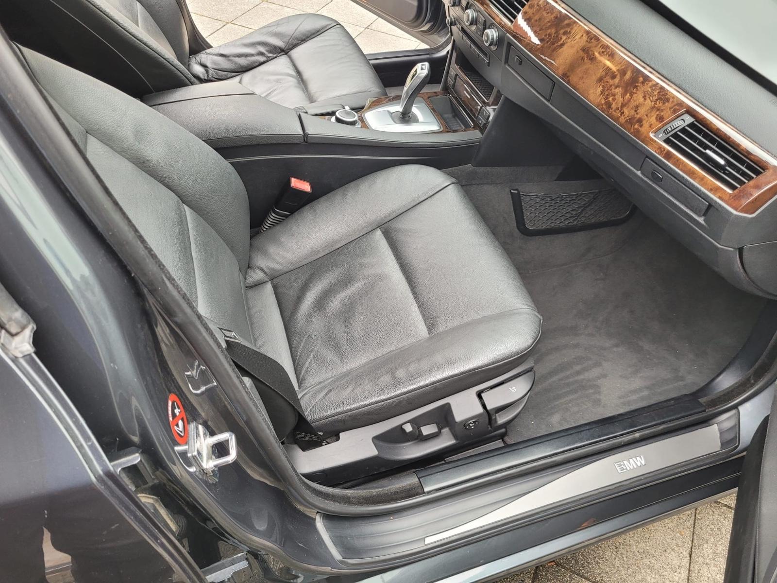 BMW 525 2008 — photo 9