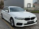 BMW 520 d xDrive M Paket 1.Hand *AHK. *Head up*Ambie - mit Diesel-Antrieb: Alcantara, mit Klimaanlage
