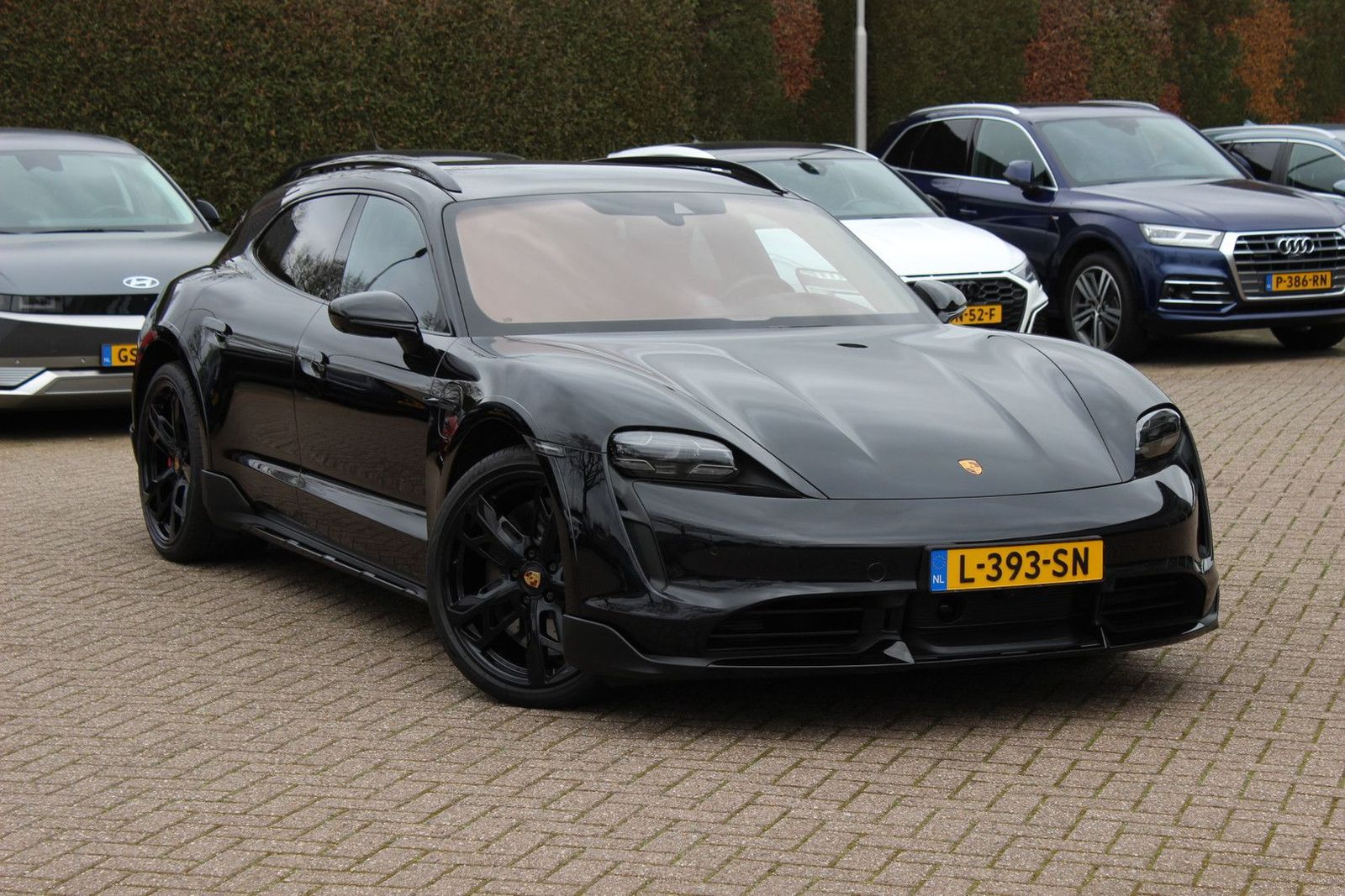 PORSCHE Taycan Cross Turismo Turbo S 93 kWh / SoH 90,9%