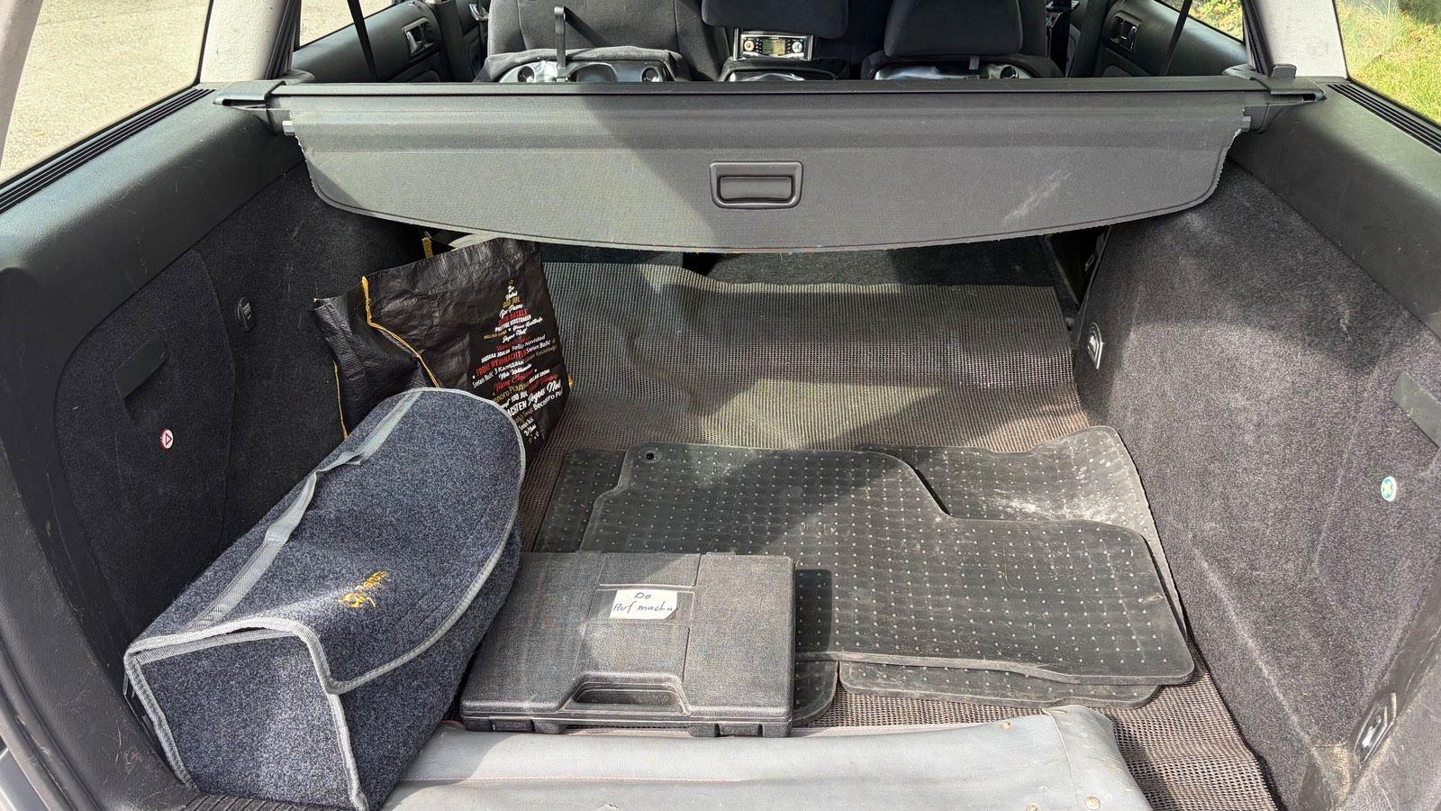 Volkswagen Golf 2005 — photo 6