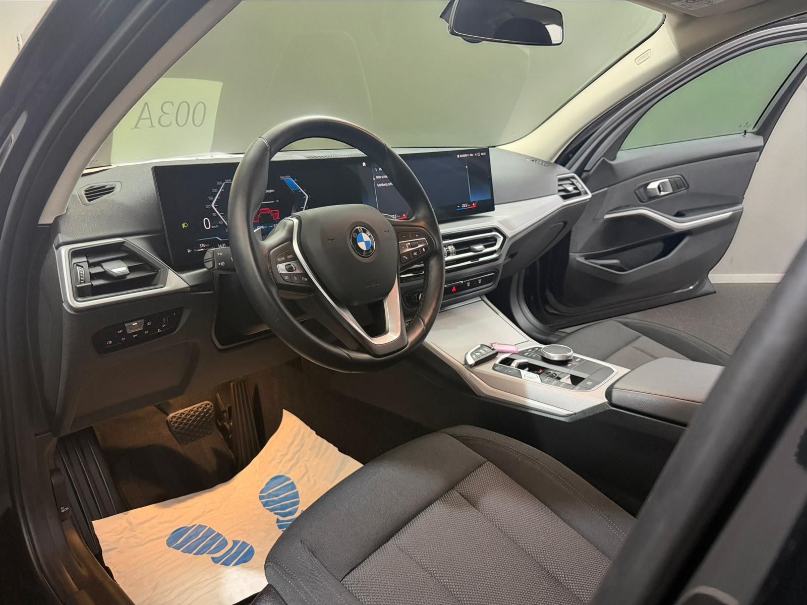 BMW 320d Limo xDrive Shadow-Line AHK*WIDE*LED*CARPLA foto 9