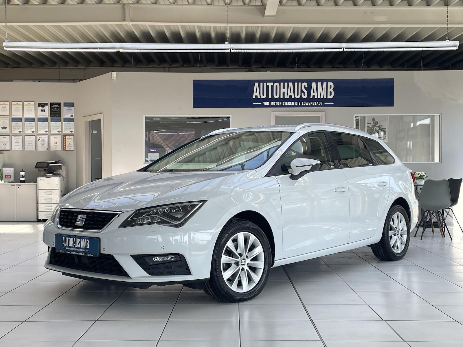 Seat Leon 1.6 TDI ST Style Navi Kamera ACC LED DAB