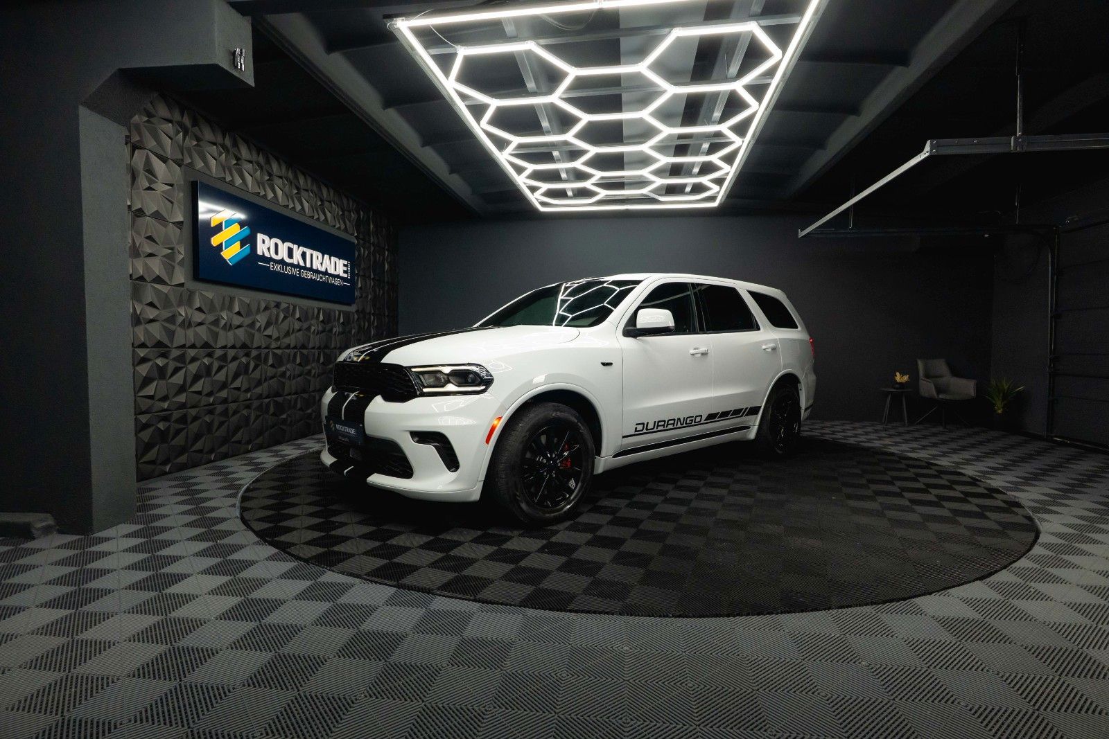 Fahrzeugabbildung Dodge Durango 5.7 V8 R/T SRT 4x4 Night-Paket Modell 22