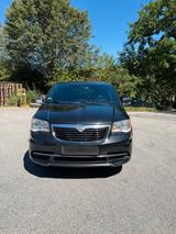 Chrysler Lancia Voyager 2.8 MultiJet 16v S Automatik S - Chrysler Voyager Gebrauchtwagen