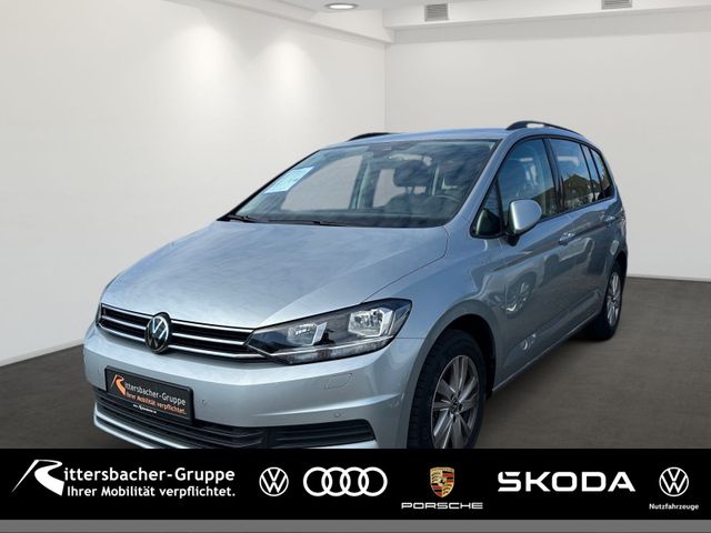 Volkswagen Touran 1.5 TSI Comfortline 7Sitze Navi DigitalCo