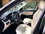 BMW X1 xDrive20i Automatik, AHK, Parkassistent, Navi