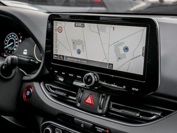Hyundai i30 1.5 Spurhalteassi. Tempomat Totwinkelassi.